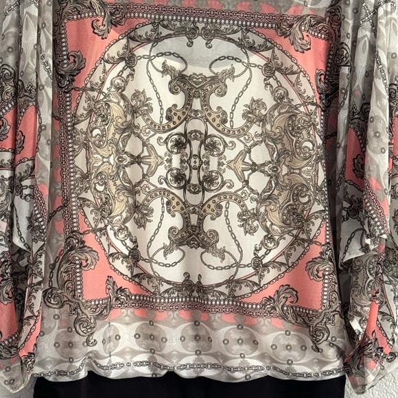 Top by Jennifer Lopez size medium - Picture 4 of 4